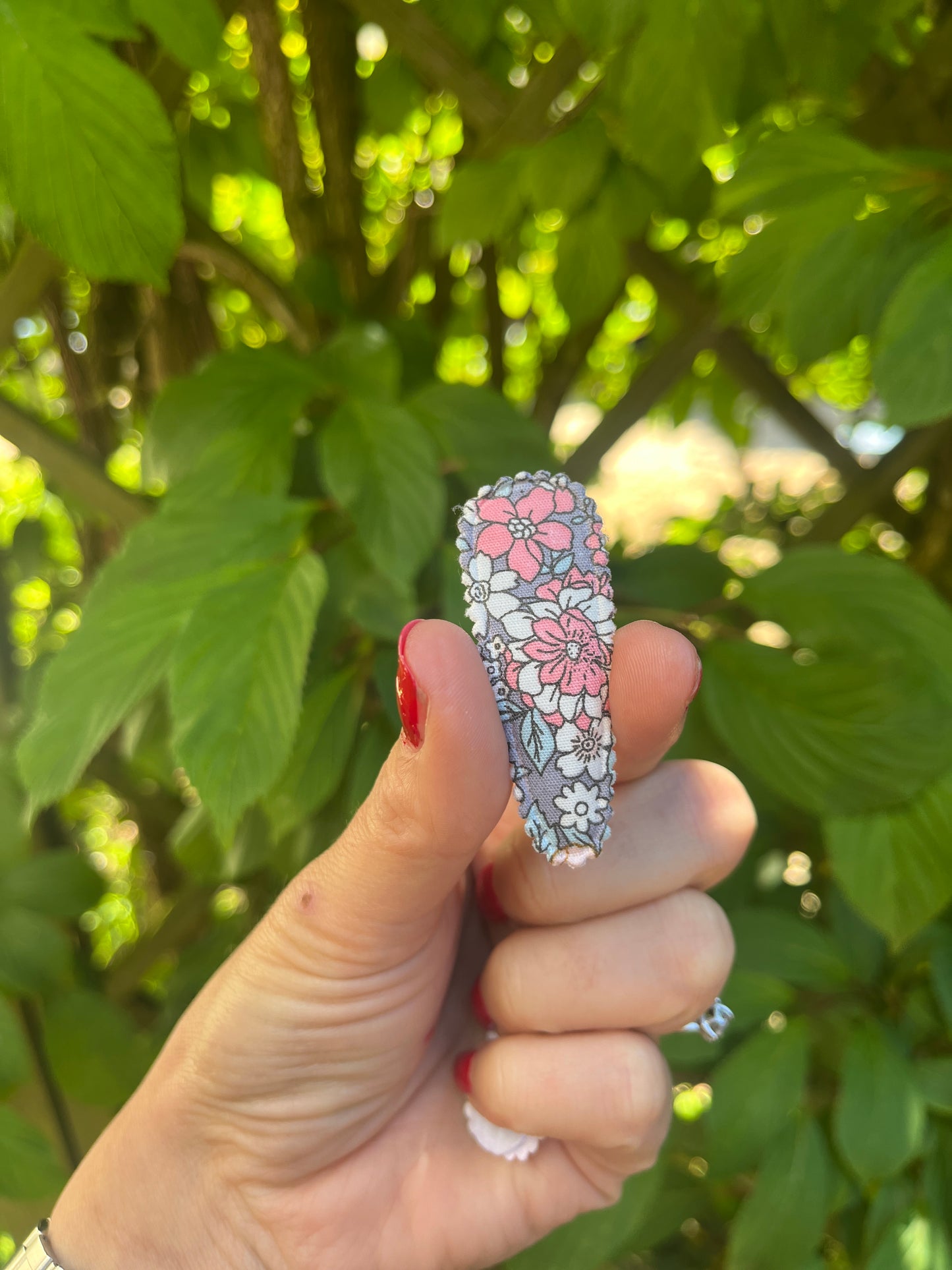 Pretty floral girls hair snap clip