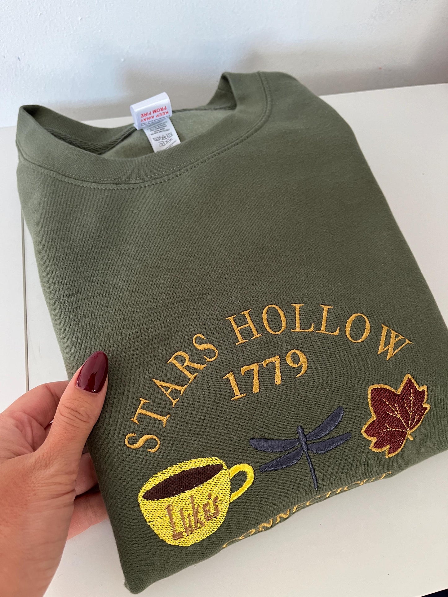 Autumn adults sweatshirt | Gilmore girls inspired jumper | sweater weather | cosy season