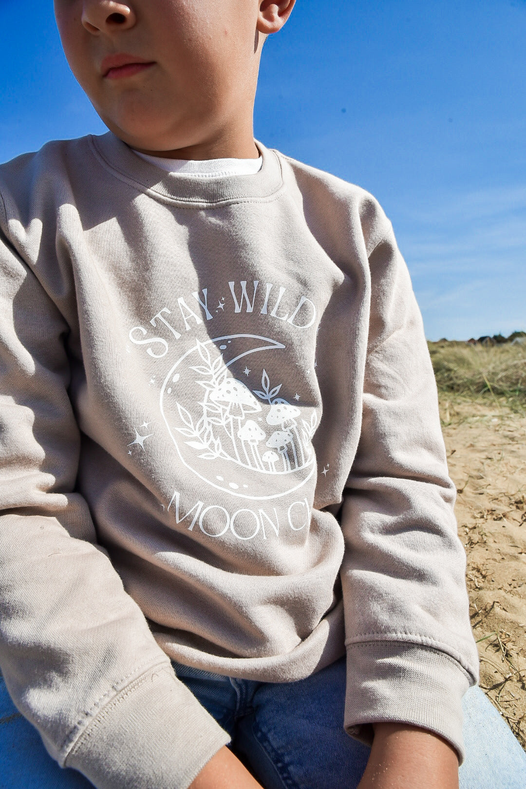 🌙 "Stay Wild Moon Child" Kids' Sweatshirt – Cozy Cotton Jumper with Vinyl Print 🌙
